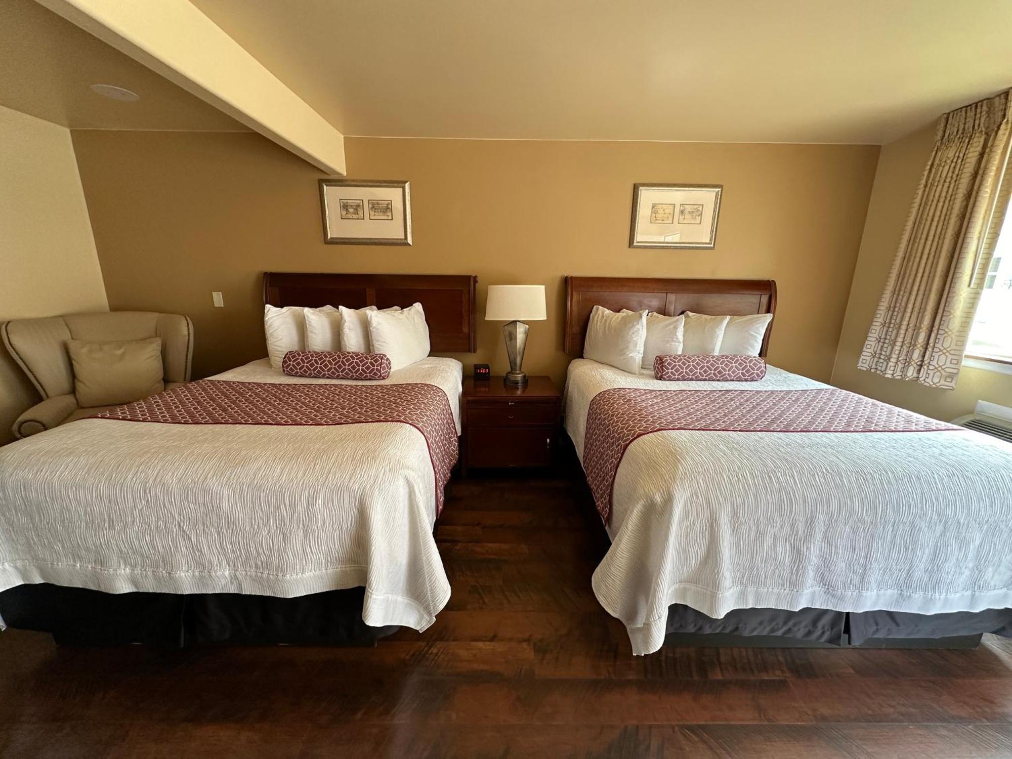 Abram Inn & Suites Урей Екстер'єр фото