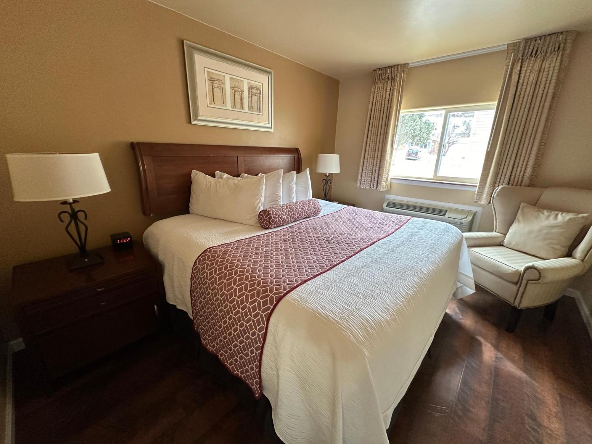 Abram Inn & Suites Урей Екстер'єр фото
