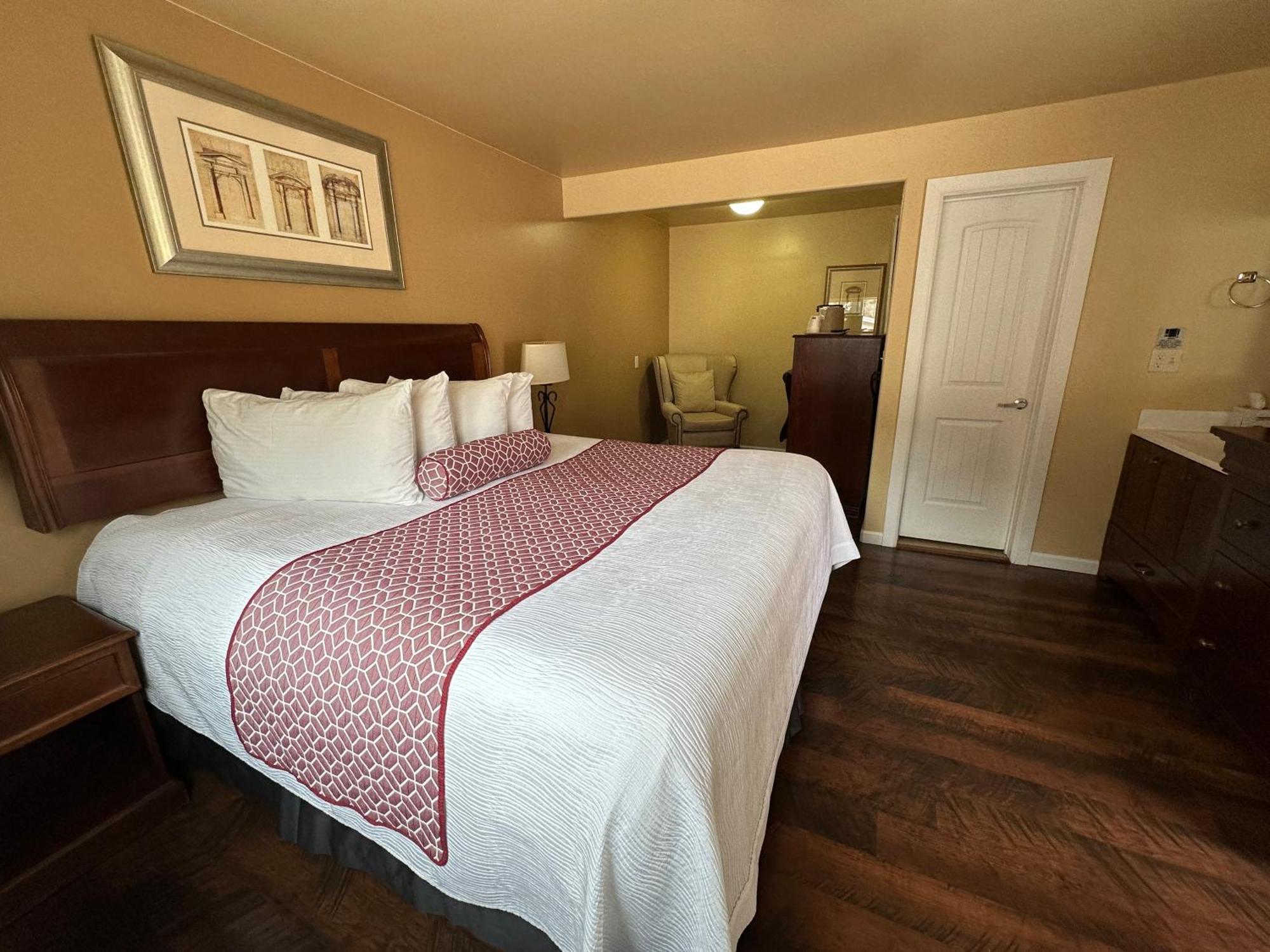 Abram Inn & Suites Урей Екстер'єр фото